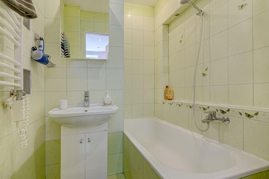 Private Entrance-2 Rooms-Old Town- Free Parking Vilnius Exterior photo