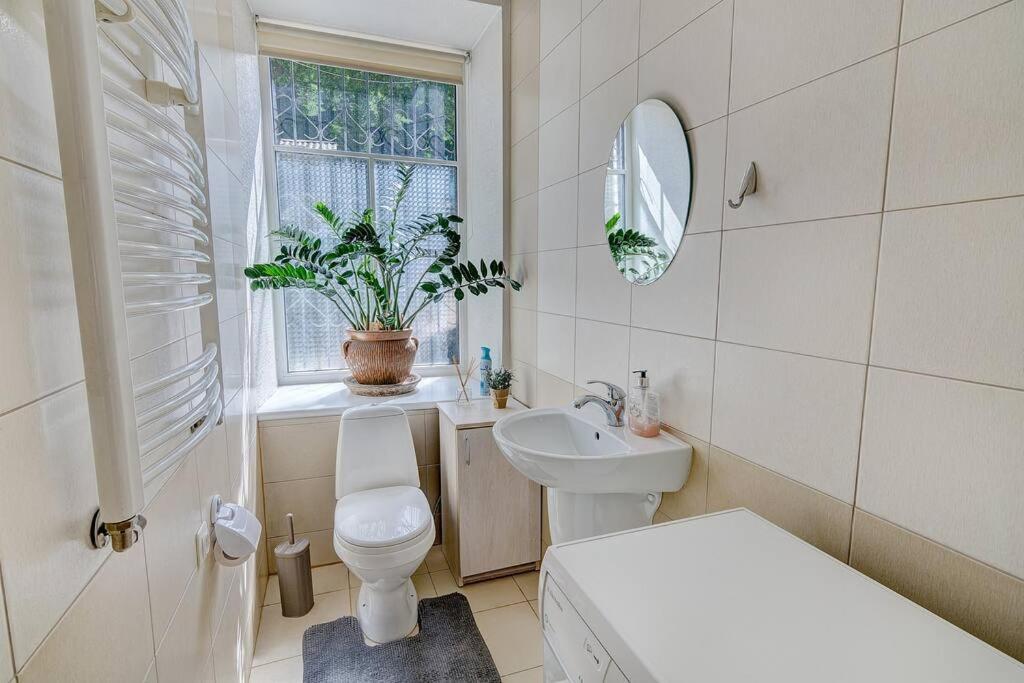 Private Entrance-2 Rooms-Old Town- Free Parking Vilnius Exterior photo